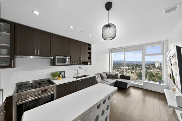 5515 Boundary Road #3006, Vancouver, BC V5R 0E3