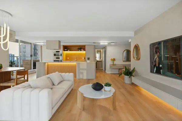 717 Jervis Street #903, Vancouver, BC V6E 4L5