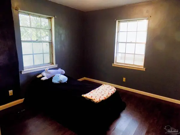 5774 Northrop Rd, Milton, FL 32570