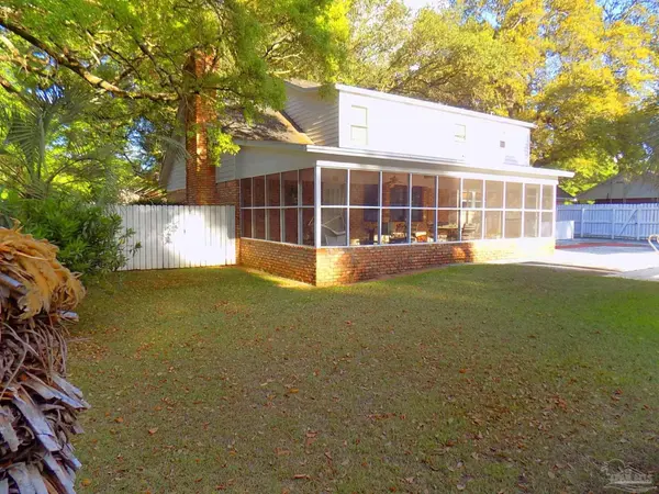 10375 O'daniel Dr, Pensacola, FL 32514