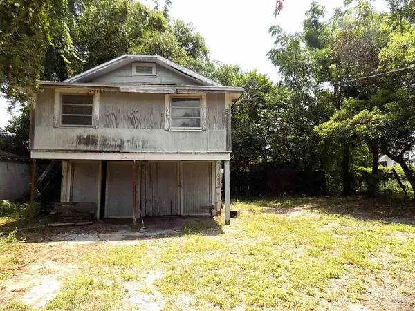204 N E St, Pensacola, FL 32501