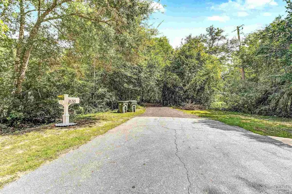 1650 Winston St, Cantonment, FL 32533