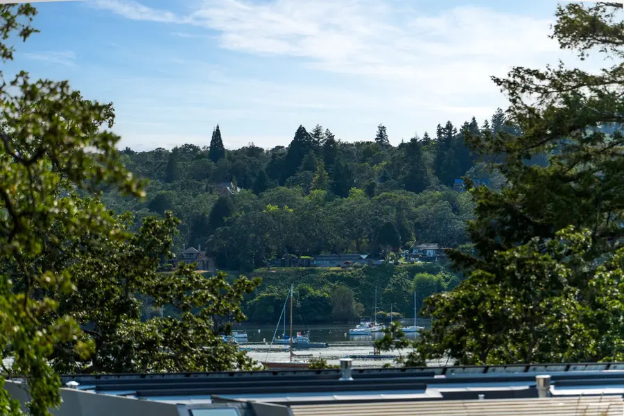 Cadboro Bay