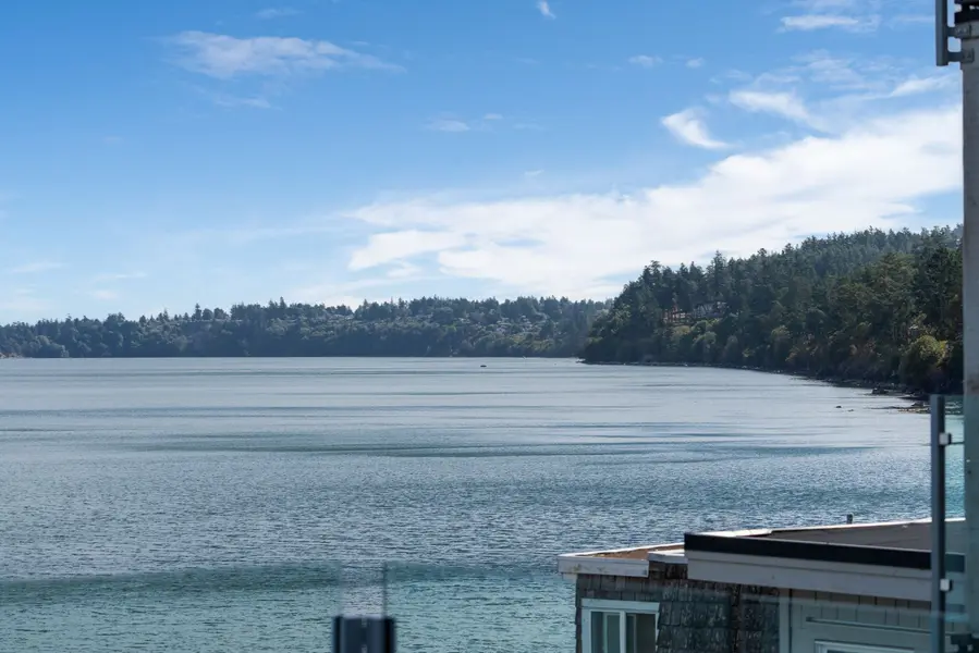 Cordova Bay