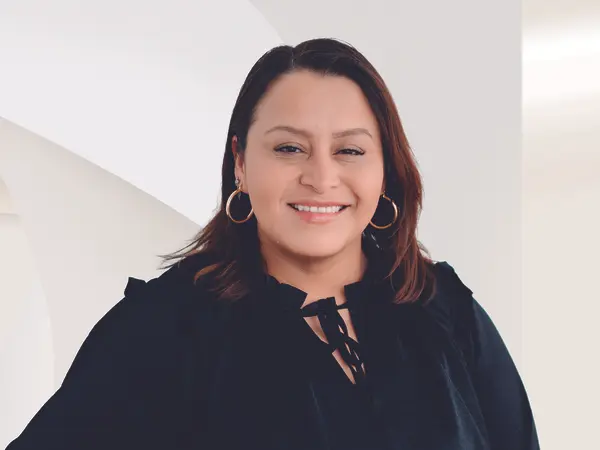 Fary Lopez-Real estate advisor- Engel & Volkers Prior Lake