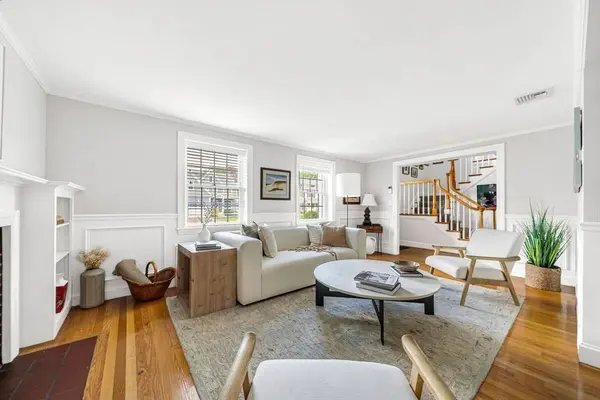 101 Bird St, Needham, MA 02492