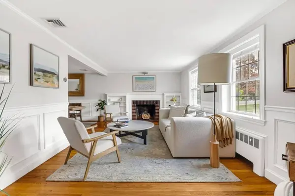 101 Bird St, Needham, MA 02492