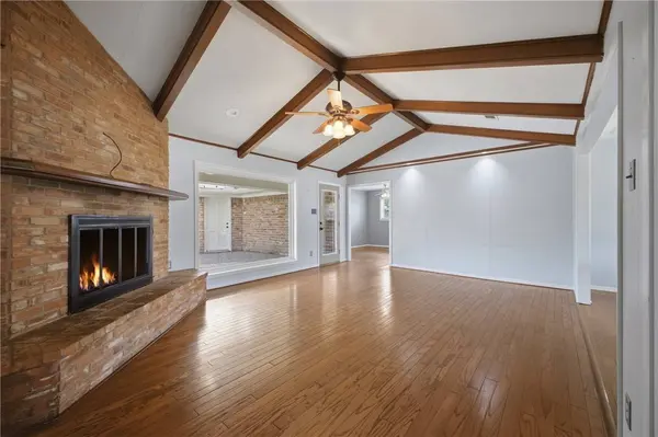 2104 Carter Creek Pkwy, Bryan, TX 77802