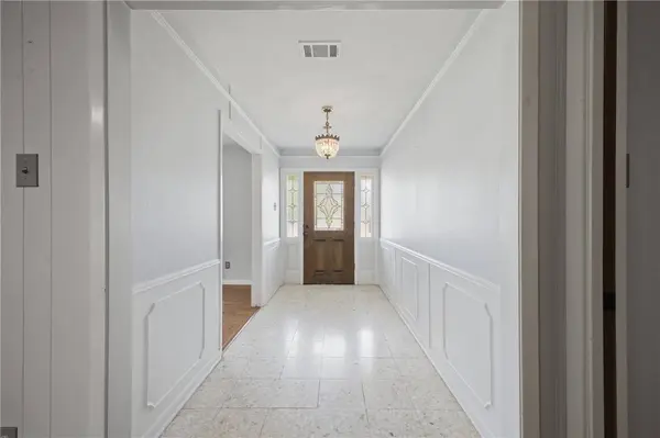 2104 Carter Creek Pkwy, Bryan, TX 77802