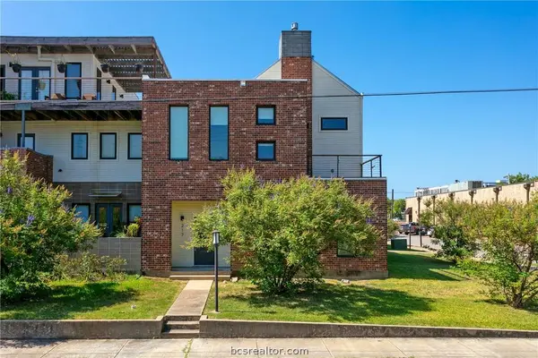 217 N Houston AVE, Bryan, TX 77803