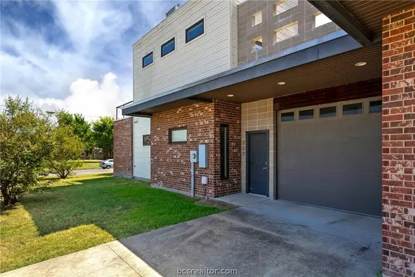 217 N Houston AVE, Bryan, TX 77803
