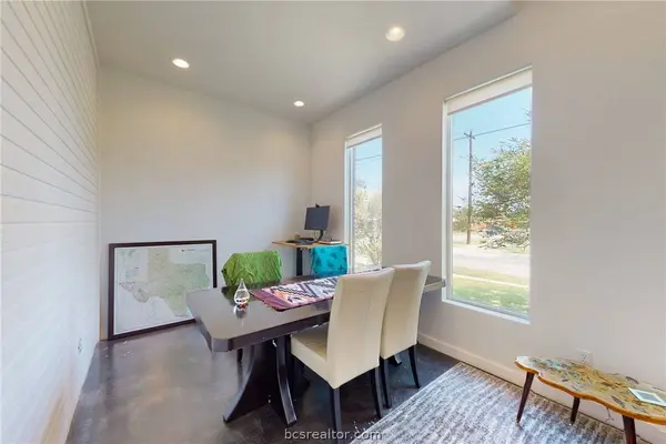 217 N Houston AVE, Bryan, TX 77803