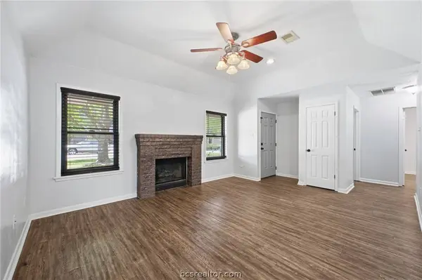 3303 Wildrye DR, College Station, TX 77845