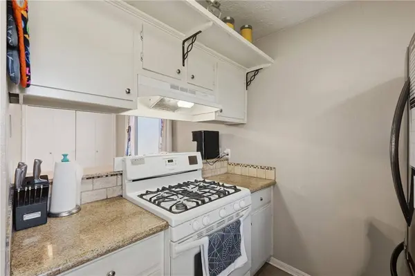 3235 Red Robin LOOP, Bryan, TX 77802