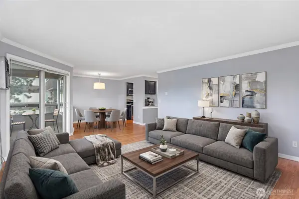 3421 SW Roxbury ST #308, Seattle, WA 98126