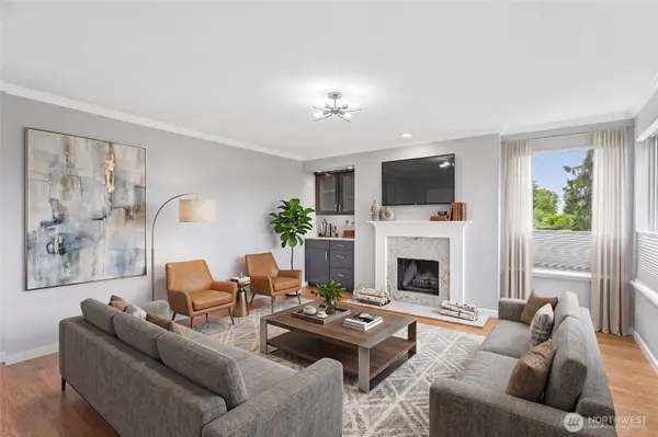 3421 SW Roxbury ST #308, Seattle, WA 98126