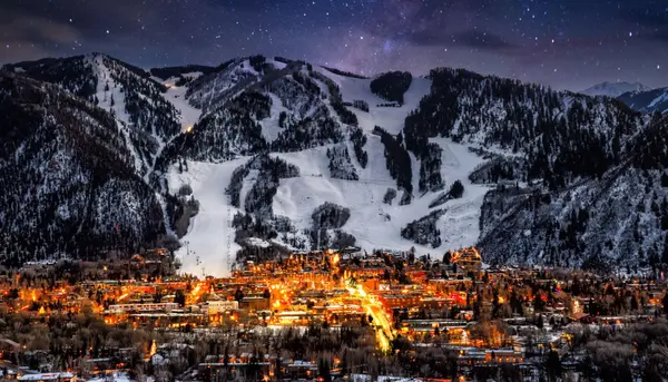 Aspen Colorado with stars in background_AdobeStock_308848986