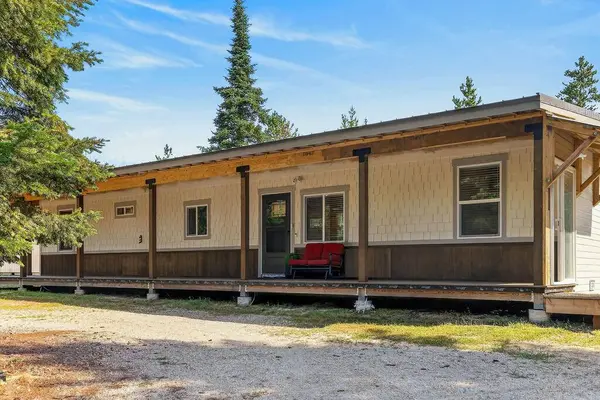 122 Forest Place, Donnelly, ID 83615