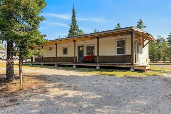 122 Forest Place, Donnelly, ID 83615