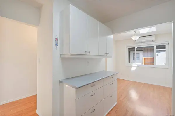 1184 Clarke Rd ##4, Central Saanich, BC V8N 2C3