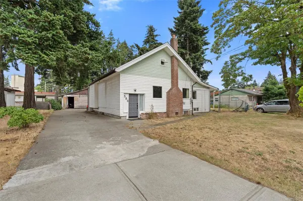 588 Heatherly Rd, Colwood, BC V9C 1K1