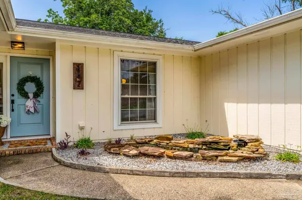 442 Belle Chasse Ct, Pensacola, FL 32506
