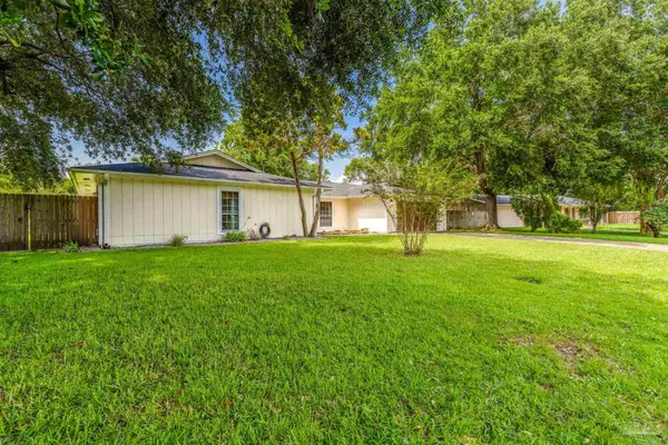 442 Belle Chasse Ct, Pensacola, FL 32506