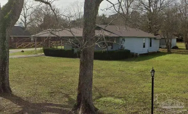 1601 N Hwy 95 A, Cantonment, FL 32533