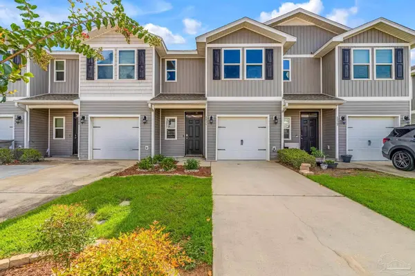 6036 Royal Port Ct, Pensacola, FL 32526