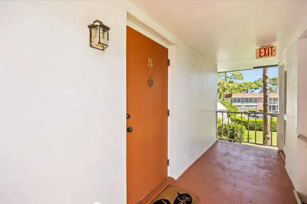 2600 SE OCEAN BLVD #DD-8, Stuart, FL 34996