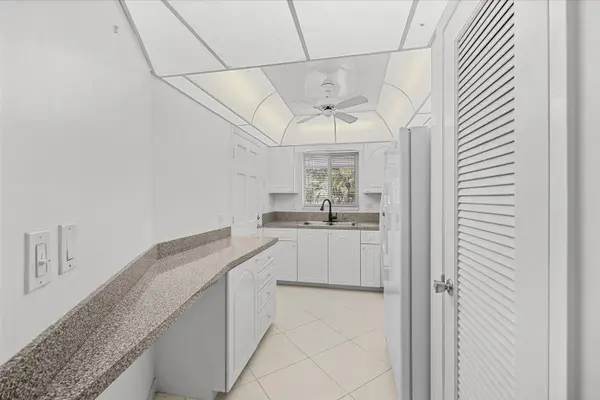 2 GARDEN ST #203M, Tequesta, FL 33469