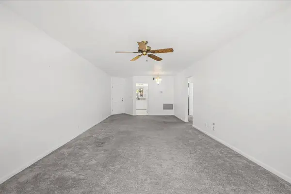 2 GARDEN ST #203M, Tequesta, FL 33469