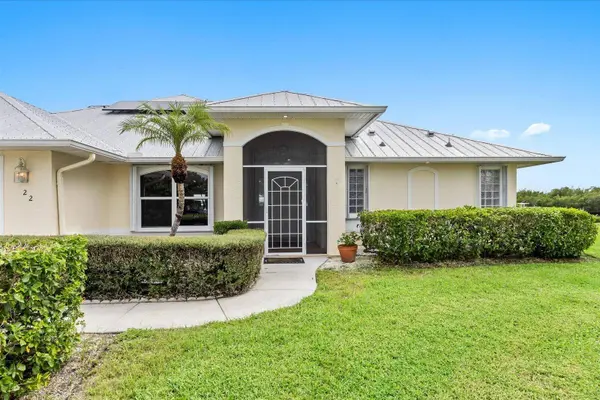 122 Queen Frederika CT, Hutchinson Island, FL 34949