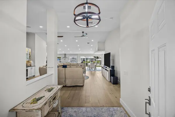 122 Queen Frederika CT, Hutchinson Island, FL 34949