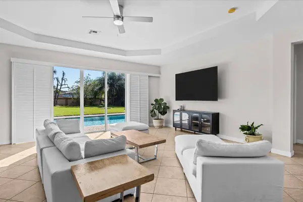 1180 AMETHYST DR SW, Vero Beach, FL 32968