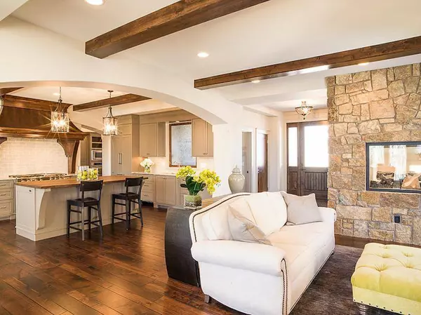 2800 Casco Point RD, Orono, MN 55391