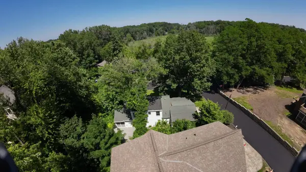 1150 La Salle ST, Wayzata, MN 55391