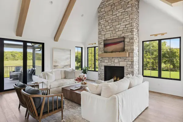 1150 La Salle ST, Wayzata, MN 55391