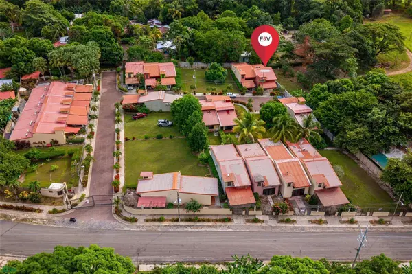 Barco Quebrado Condo #22, Samara, Guanacaste 50205