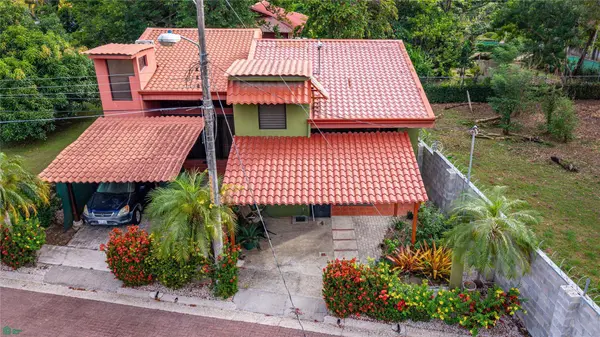 Barco Quebrado Condo #22, Samara, Guanacaste 50205