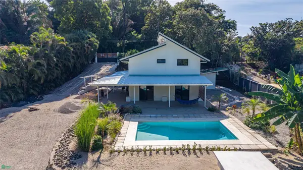 Casa Flores, Puerto Carrillo, Guanacaste 51103