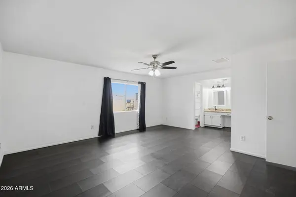 5020 W ROYAL PALM Road, Glendale, AZ 85302