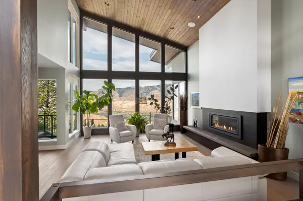 1555 Kicking Horse Way-9