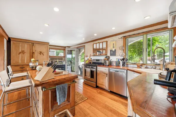12 Squam Lane #1, Gloucester, MA 01930