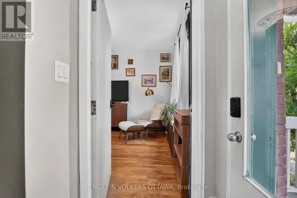 128 SECOND AVENUE, Ottawa, ON K1S2H5