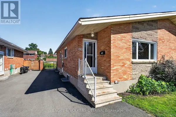 793 TROJAN AVENUE, Ottawa, ON K1K2P6