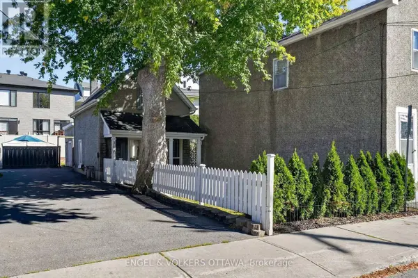 319 SAVARD AVENUE, Ottawa, ON K1L7S1