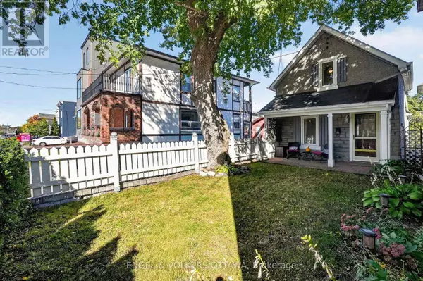319 SAVARD AVENUE, Ottawa, ON K1L7S1
