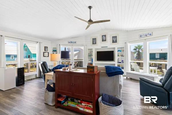 2617 Ponce De Leon Court, Gulf Shores, AL 36542