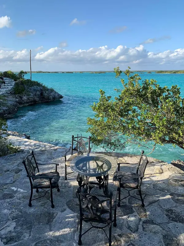 BENBECULA HOUSE, Providenciales, BC